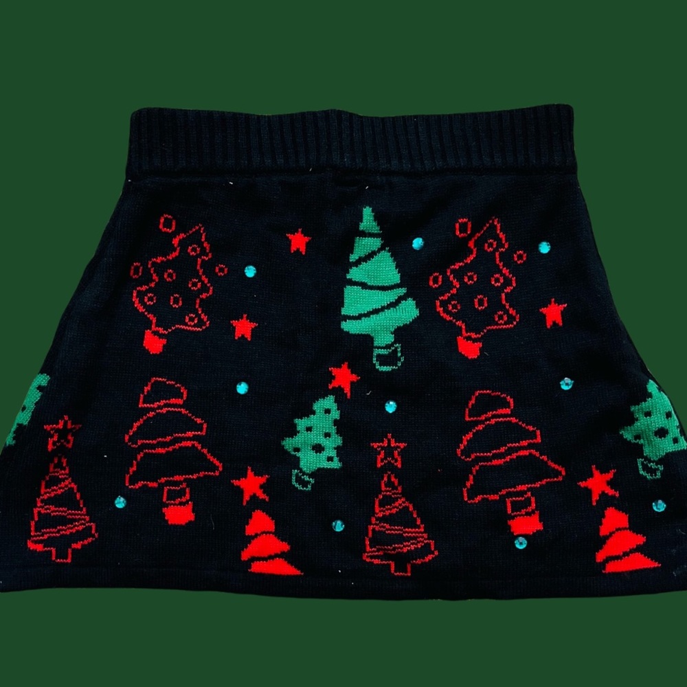 Knit holiday skirt. Excellent condition